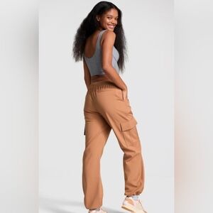 PINK BRUSHED WOVEN CARGO PANTS  Size